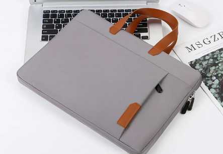 Laptop taske | simpel og praktisk | Kuffert venlig - til Kvinder