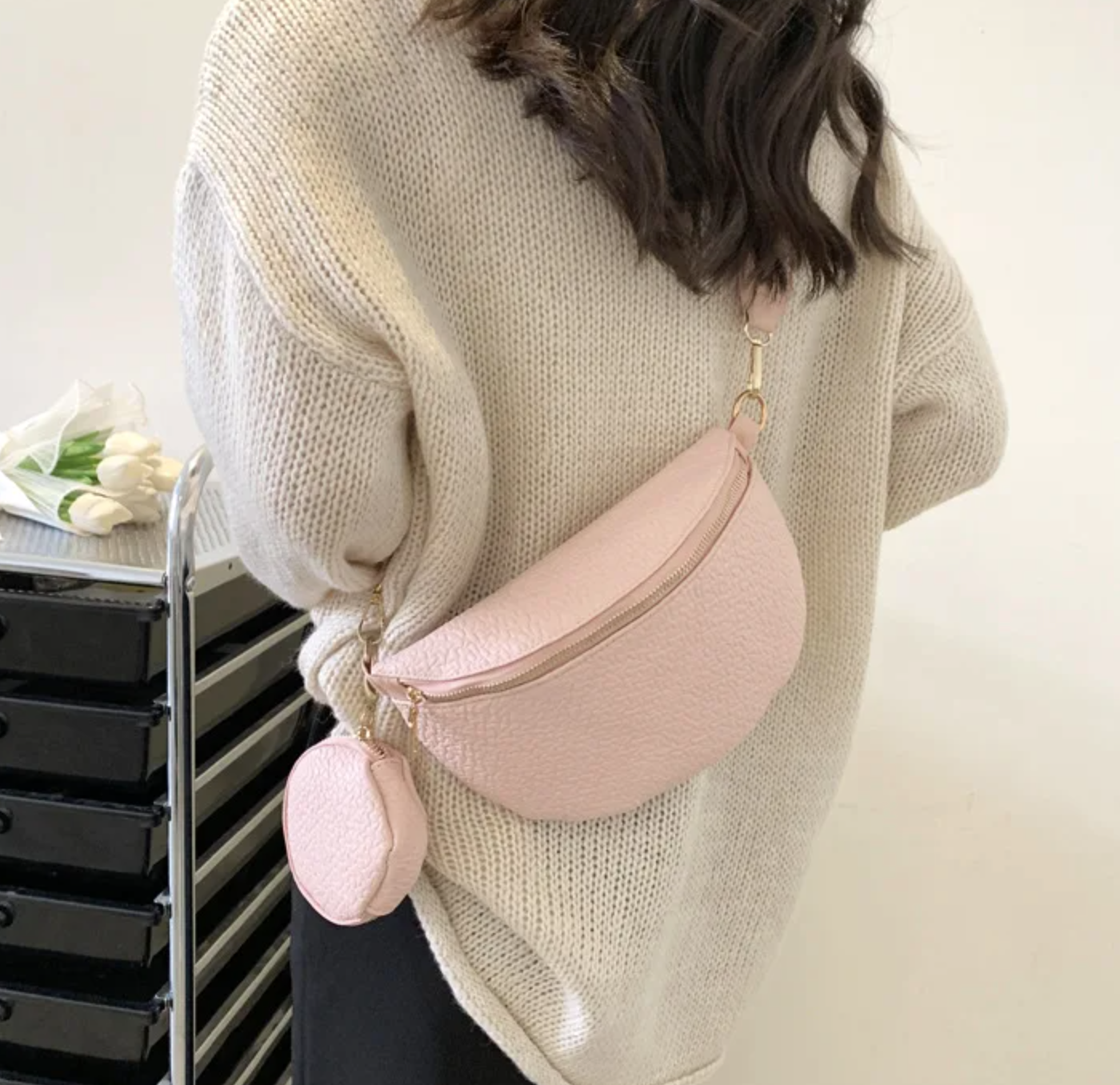 Sling taske | Crossover taske til skulderen | Curved Bag - Til kvinder