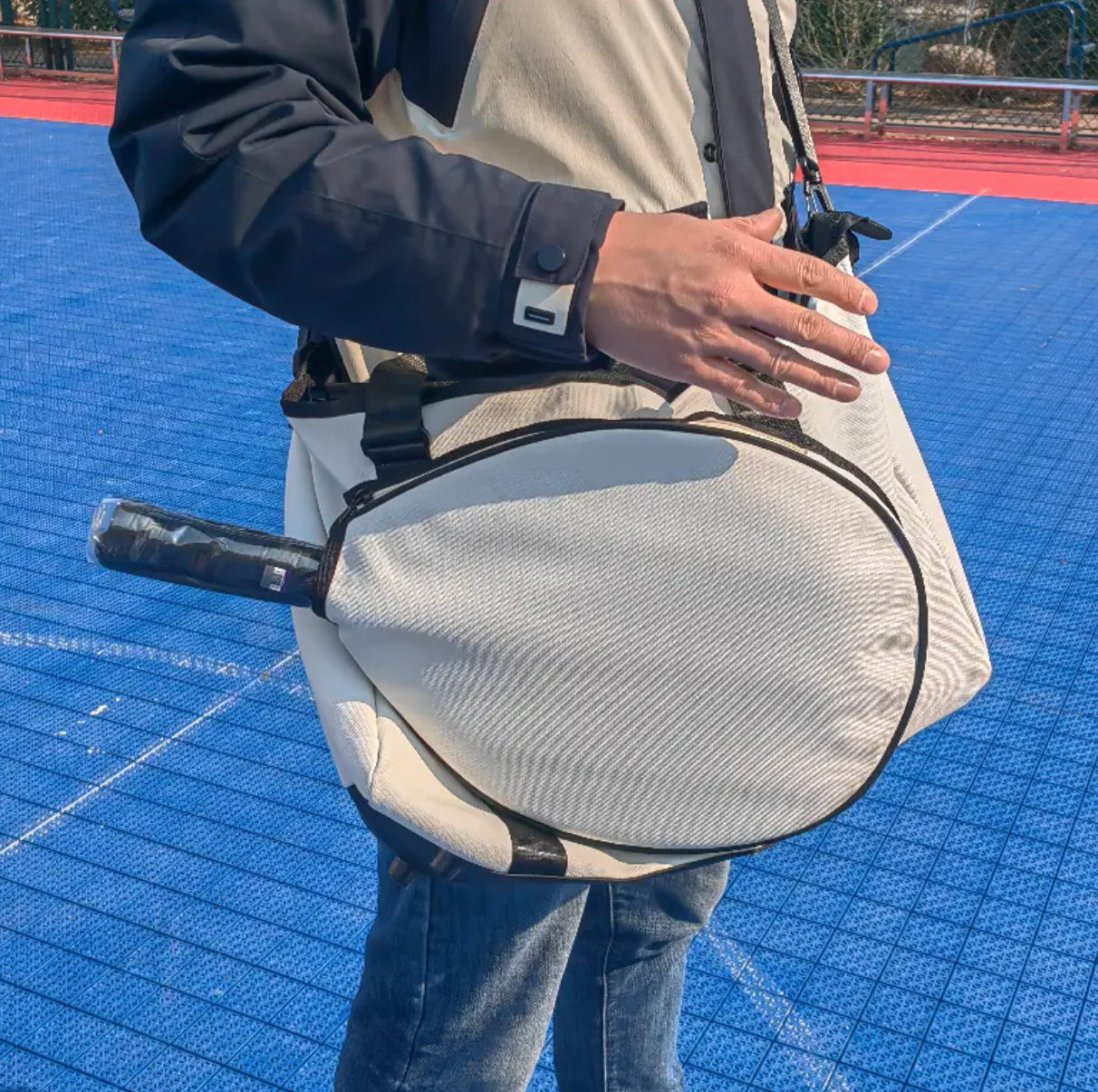 Padel taske med ketsjer i