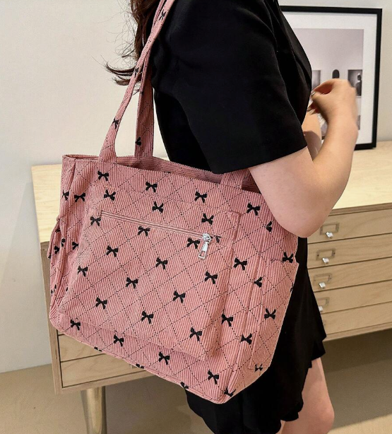 Tote Bag med Sløjfe-Mønster - Fås i 4 Farver