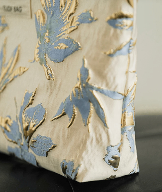 Elegant Makeup-Taske med Blomsterbroderi - DJDF Bag