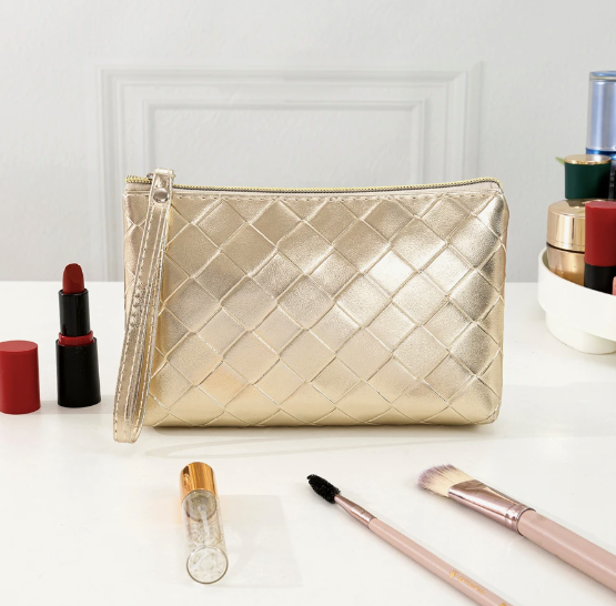 Elegant Guld Makeup-Taske med Flettet Design