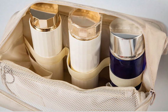 Rejsevenlig Toilettaske med Flere Rum – Beige